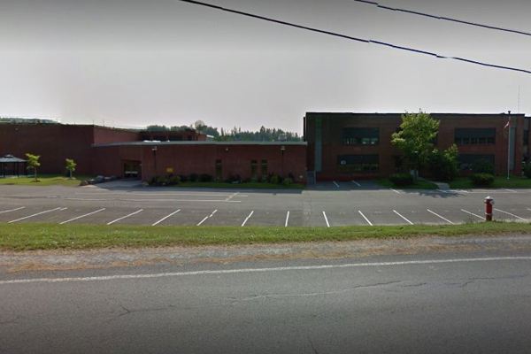 Trường Trung Học Tobique Valley High School – New Brunswick, Canada