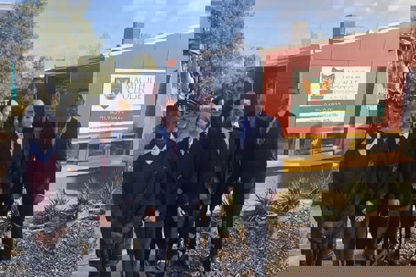 Trường Trung Học Macleod College - Victoria, Úc