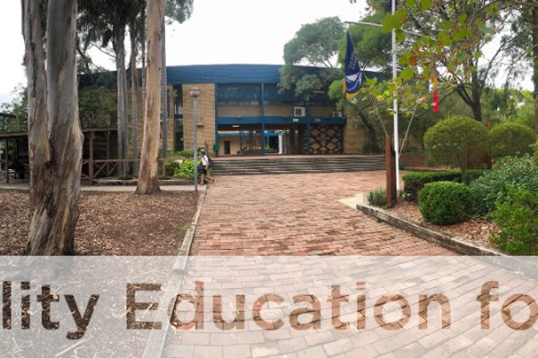 Trường Trung Học Warners Bay High School - New South Wales, Úc