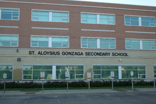 Trường Trung Học St. Aloysius Gonzaga Secondary School – Mississauga, Ontario, Canada