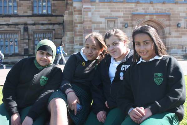 Trường Trung Học Condell Park High School - New South Wales, Úc