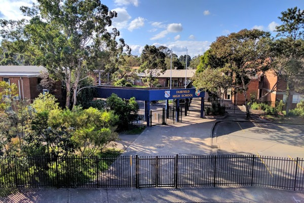 Trường Trung Học Fairfield High School - New South Wales, Úc
