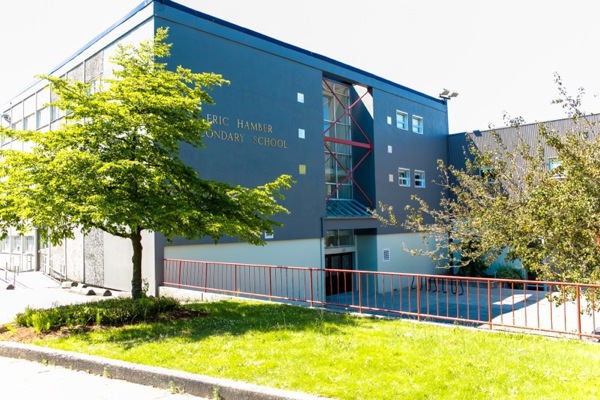 Trường Trung Học Công Lập Eric Hamber Secondary School  - Vancouver, British Columbia, Canada