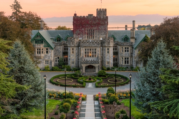 Trường Đại Học Royal Roads University - British Columbia, Canada