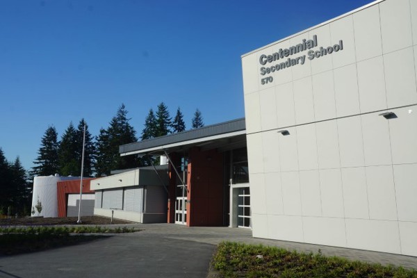 Trường Trung Học Centennial High School - Calgary, Alberta, Canada