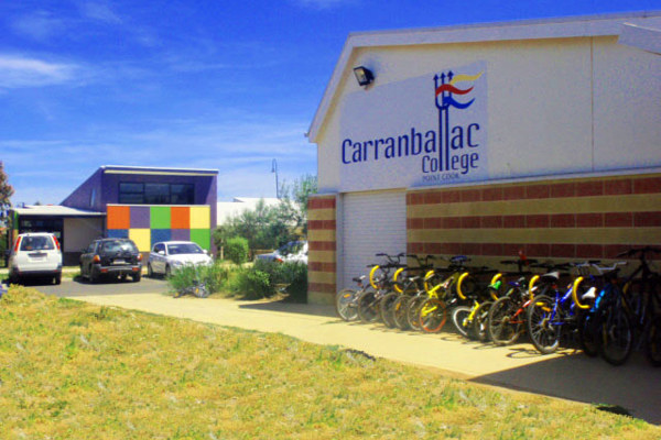 Trường Trung Học Carranballac P-9 College - Victoria, Úc