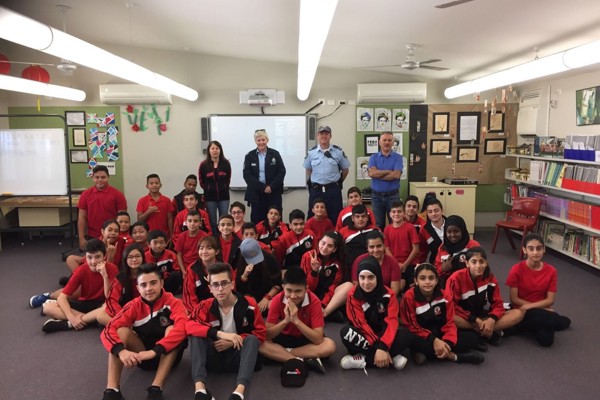 Trường Trung Học Lurnea High School - New South Wales, Úc