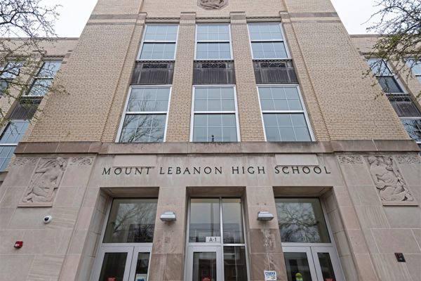 Pennsylvania - Trường Trung Học Mt. Lebanon High School - USA