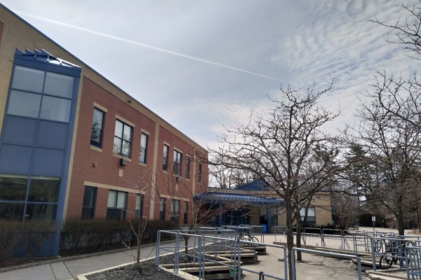 Trường Trung Học Oakville Trafalgar High School – Oakville, Ontario, Canada