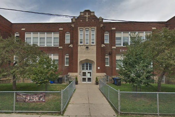 Trường Trung Học St. Mary Catholic Academy – Toronto, Ontario, Canada