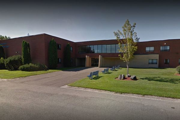 Trường Trung Học Carleton North High School – New Brunswick, Canada