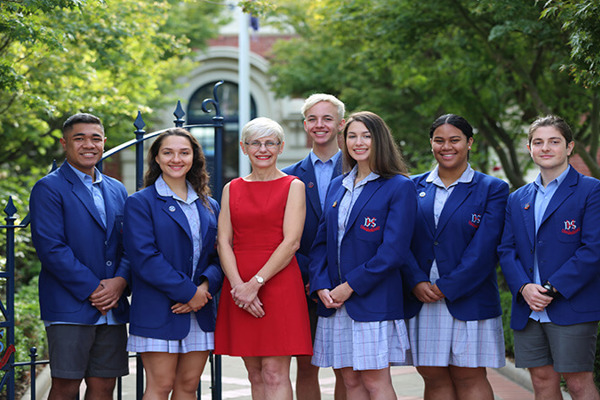 Trường Trung Học Dandenong High School - Victoria, Úc