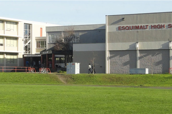 Trường Trung Học Esquimalt High School - Victoria, British Columbia, Canada