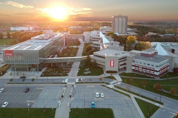 Trường Đại Học Brock University - Ontario, Canada
