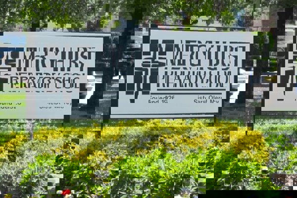 Pennsylvania - Trường Trung Học Mercyhurst Preparatory School (PIA) - USA