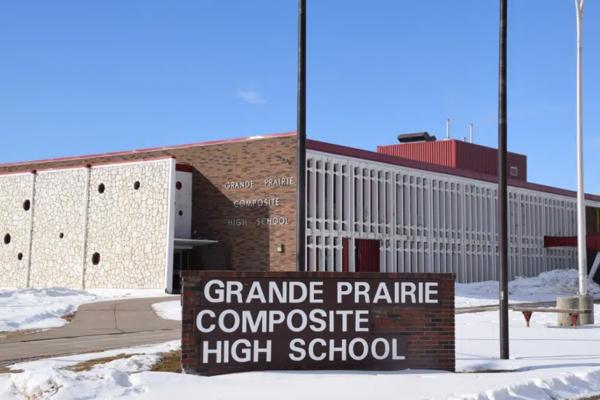 Alberta –Trường trung học Grande Prairie Composite High School – Canada