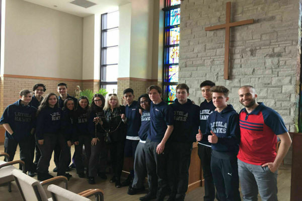 Trường Trung Học St. Ignatius of Loyola Catholic Secondary School – Oakville, Ontario, Canada