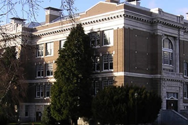 Trường Trung Học Victoria High School - Victoria, British Columbia, Canada