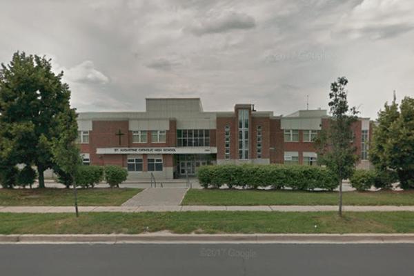 Trường Trung Học St. Augustine Catholic High School – Markham, Ontario, Canada