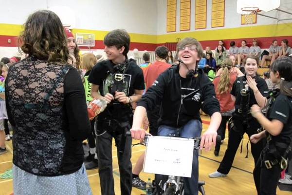 Trường Trung Học Nelson High School – Burlington, Ontario, Canada