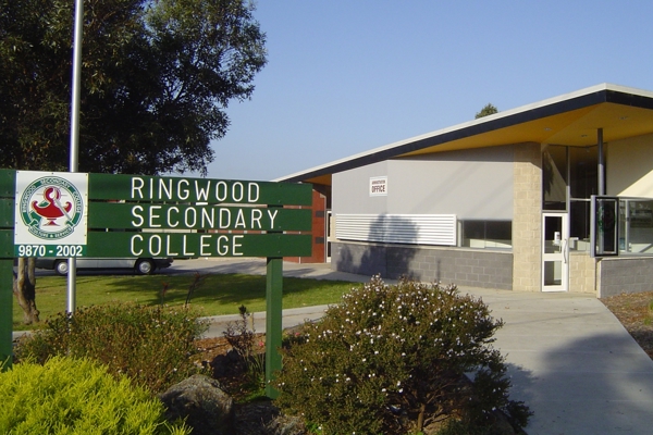 Trường Trung Học Ringwood Secondary College - Vicroria, Úc