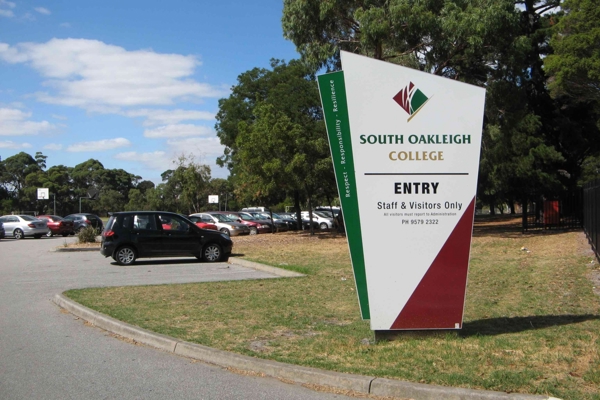 Trường Trung Học South Oakleigh College - Victoria, Úc