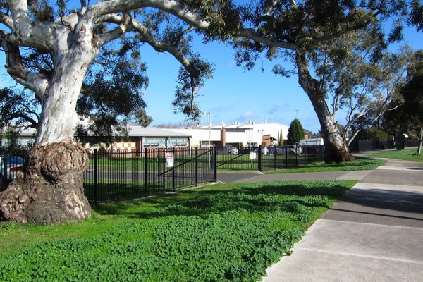 Trường Trung Học Mill Park Secondary College - Victoria, Úc