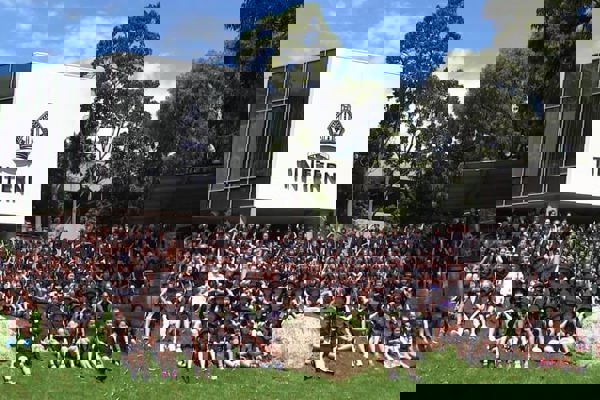 Trường Trung Học Tư Thục Tintern Grammar - Victoria, Úc