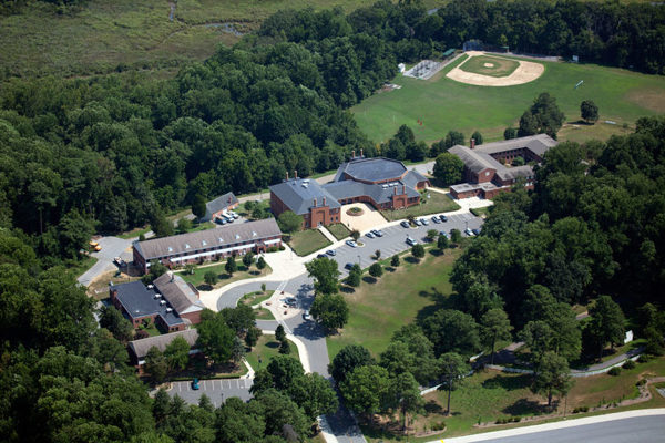 Maryland - Trường Trung Học Ngoại Trú St. Mary's Ryken High School - USA